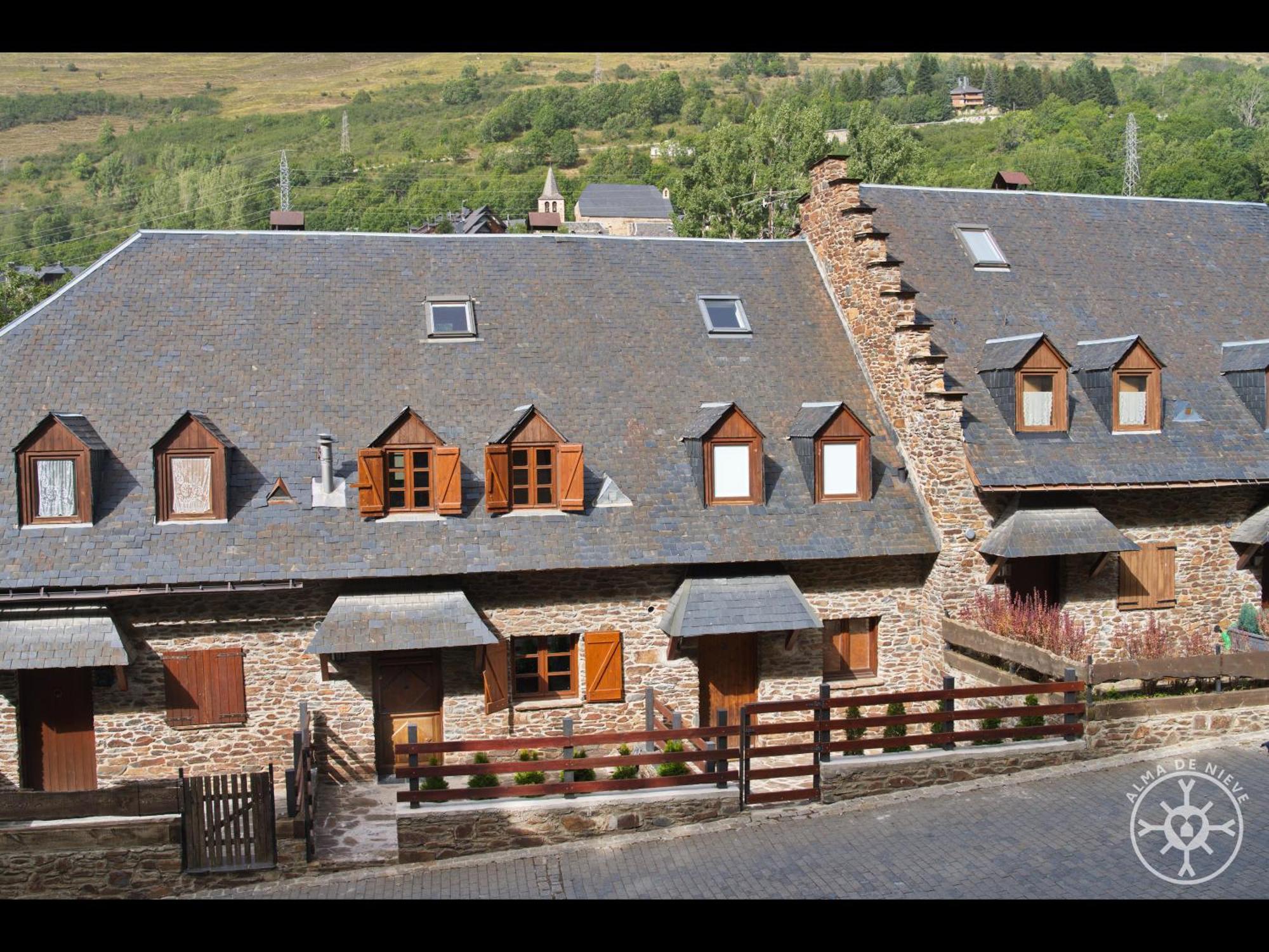 Casa Del Valle De Alma De Nieve Tredos Exterior photo